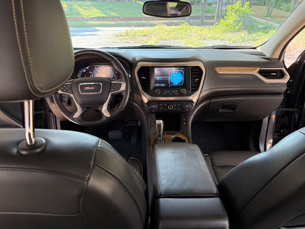 2017 GMC Acadia Denali - Photo 7