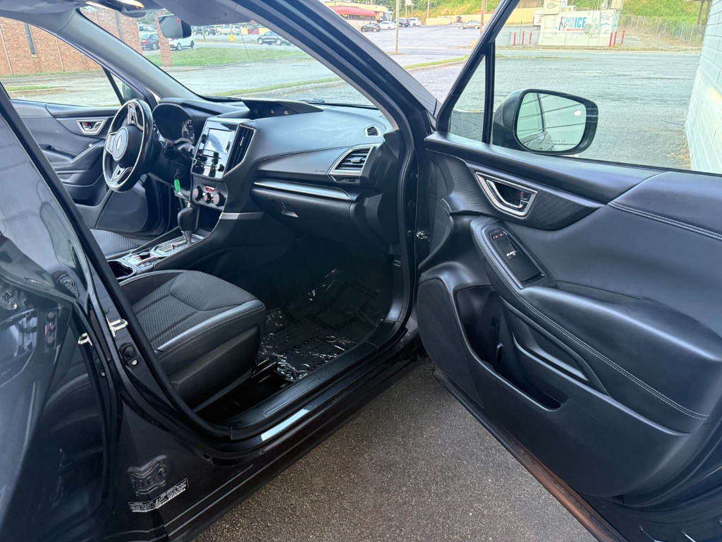 2019 Subaru Forester Premium - Photo 13