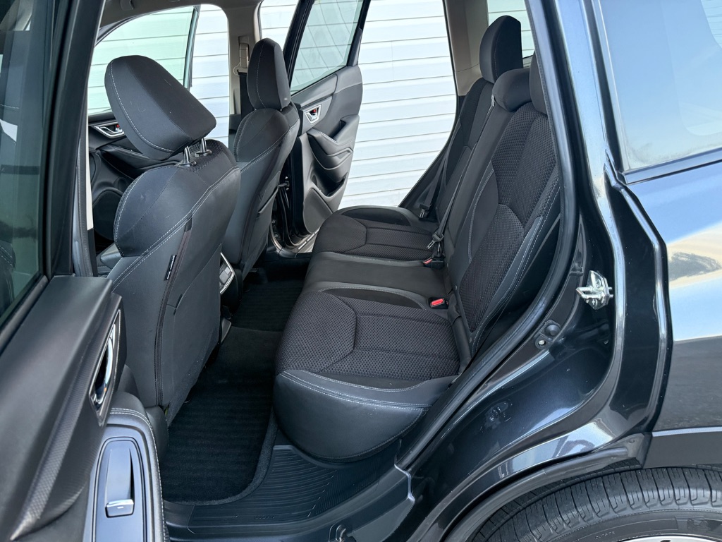 2019 Subaru Forester Premium - Photo 12