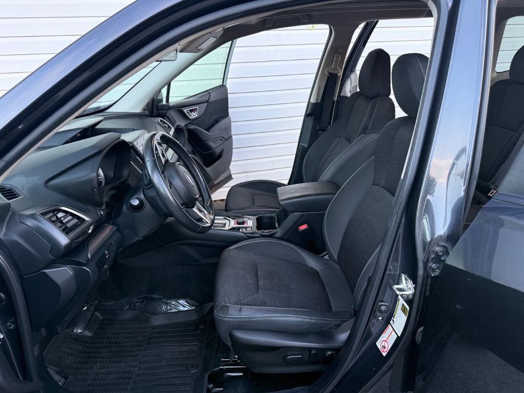 2019 Subaru Forester Premium - Photo 11