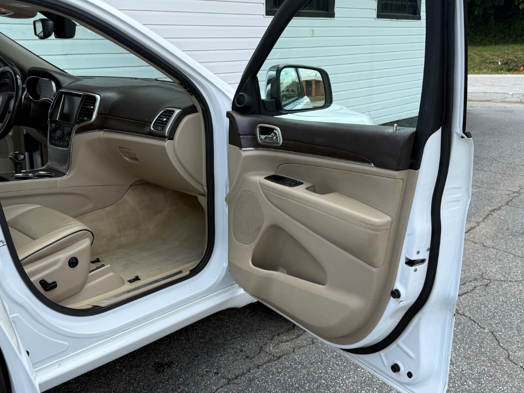 2015 Jeep Grand Cherokee Overland - Photo 15