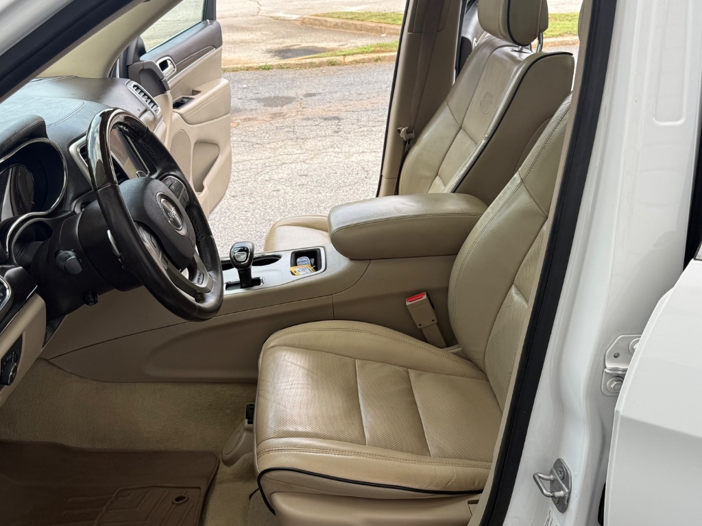 2015 Jeep Grand Cherokee Overland - Photo 11