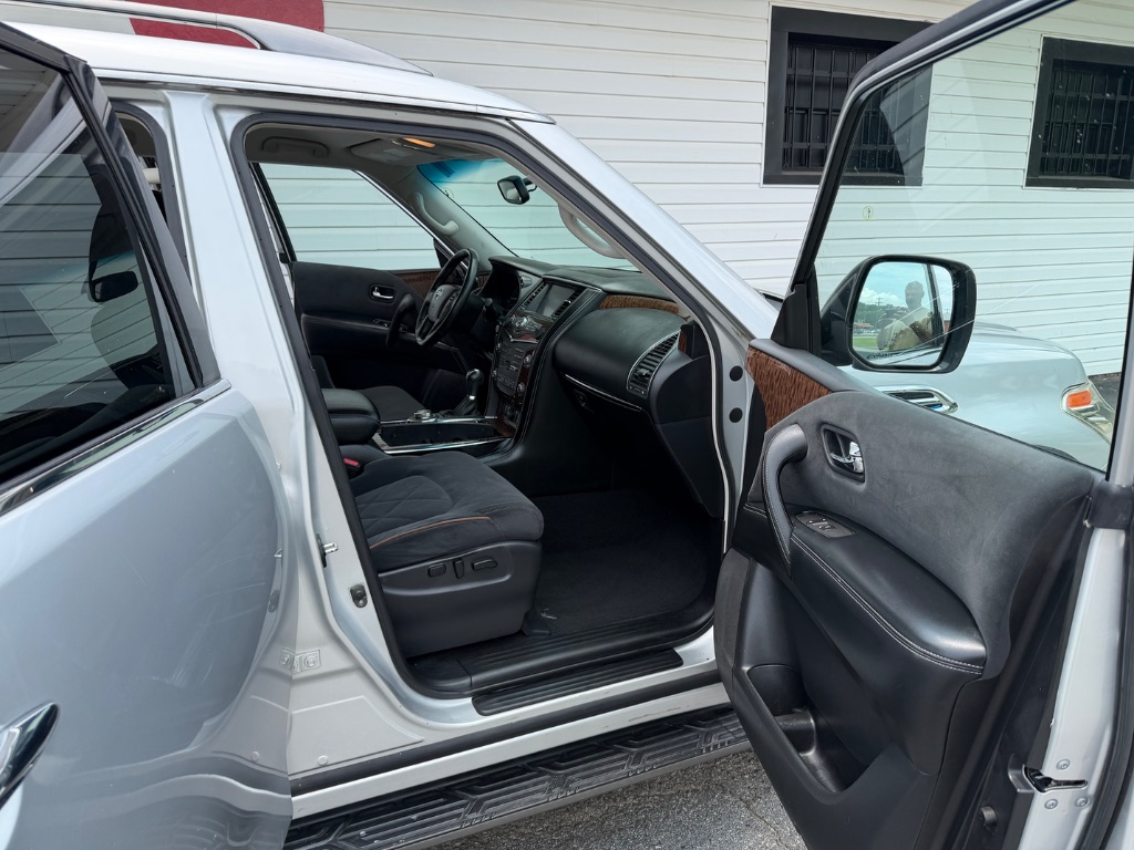 2017 Nissan Armada SV - Photo 15