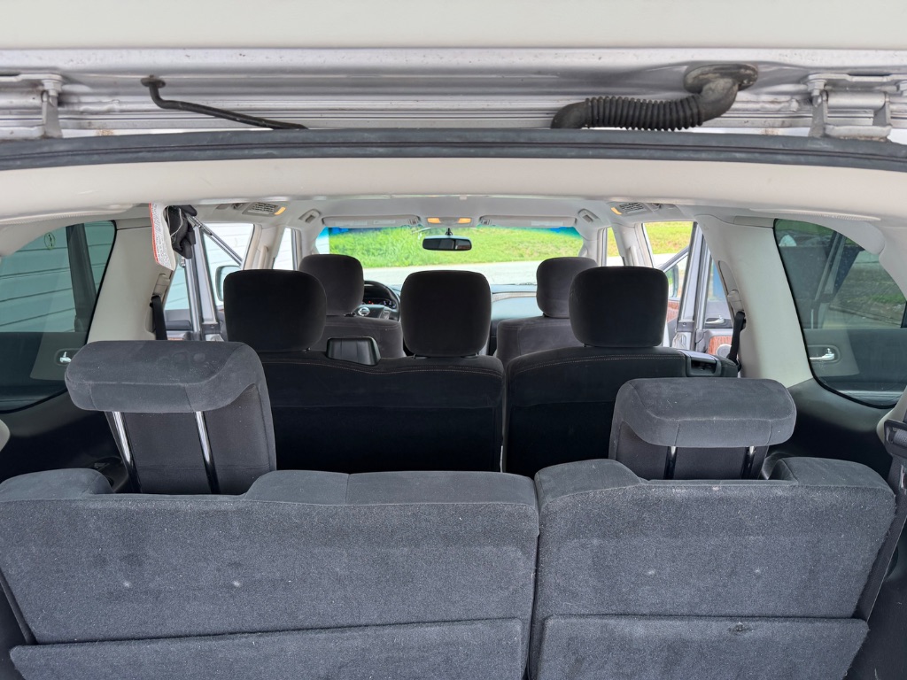 2017 Nissan Armada SV - Photo 13