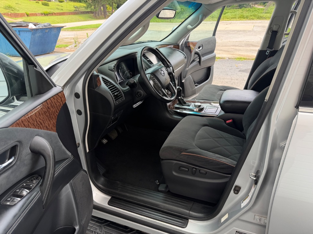 2017 Nissan Armada SV - Photo 8